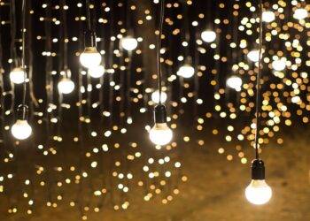 HOW TO CHOOSE LIGHTING DEVICES