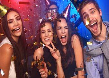 How to Throw a College Dorm Party Boys